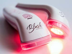 photizo-blush-light-therapy-device