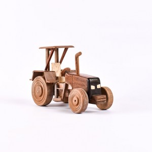 wooden-tractor-collectable-toys