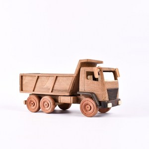 wooden-truck-collectable-toys