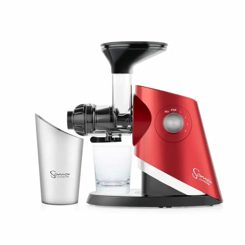 Sana 727 Supreme in Red with its juice glass and pulp catcher