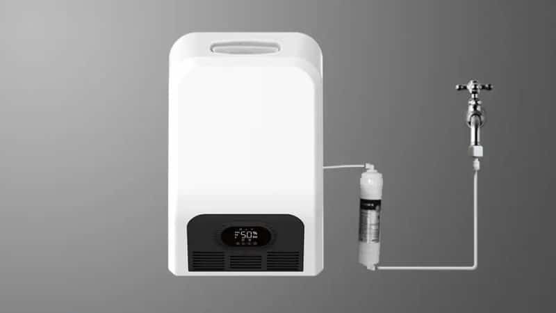 Keri KR300-6G humidifier with its mains water supply connection