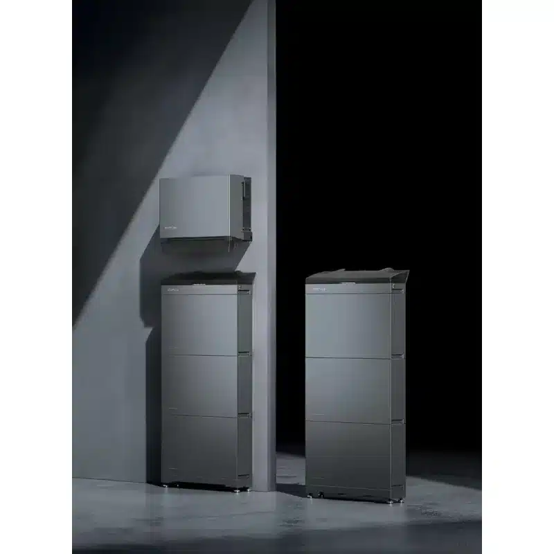 EcoFlow PowerOcean Plus three-phase inverter above two battery stacks