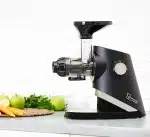 Sana 727 Supreme in Matte Black with carrots, apples and parsley